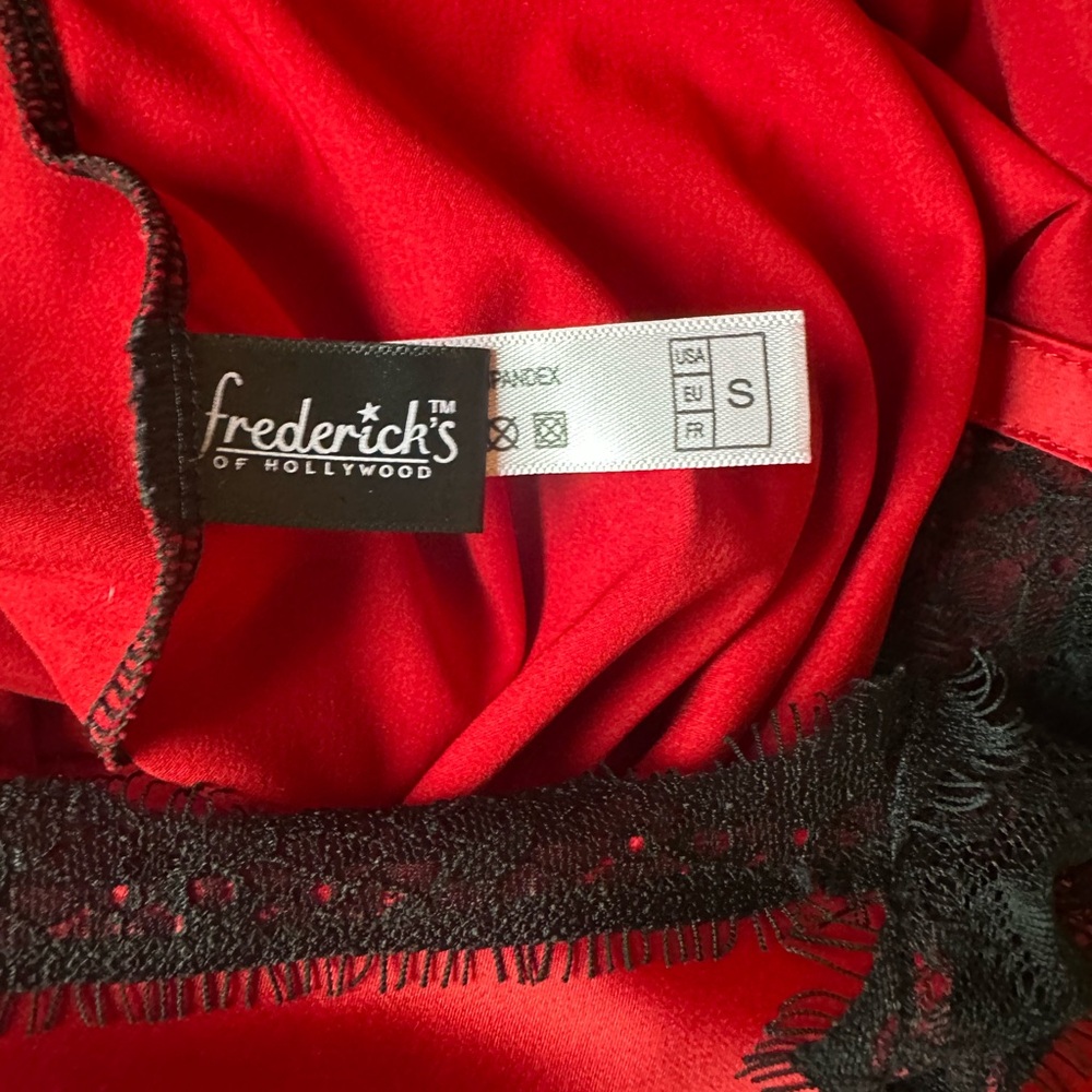 Frederick’s of Hollywood Red and Black Lace Chemise - Picture 3 of 3